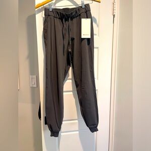 New Lululemon Women’s jogger